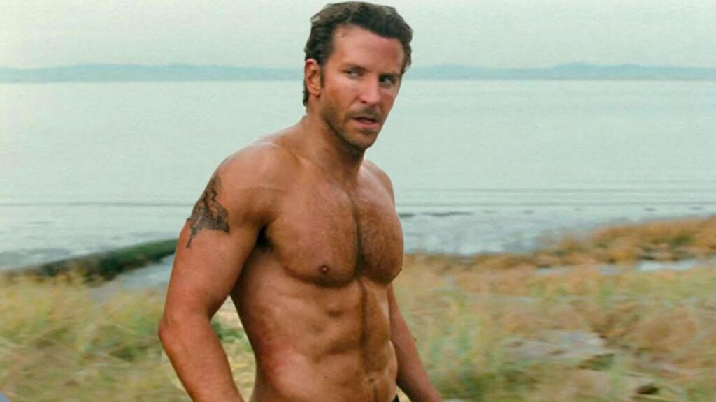 Primer desnudo integral de Bradley Cooper.