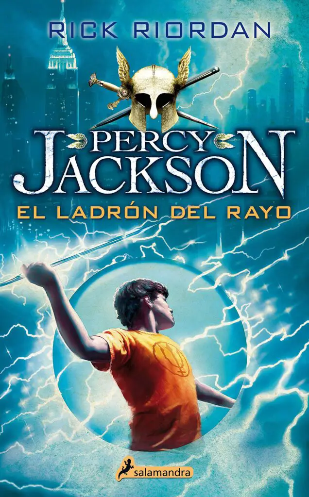 Películas de mitología griega: portada del primer libro de Percy Jackson.